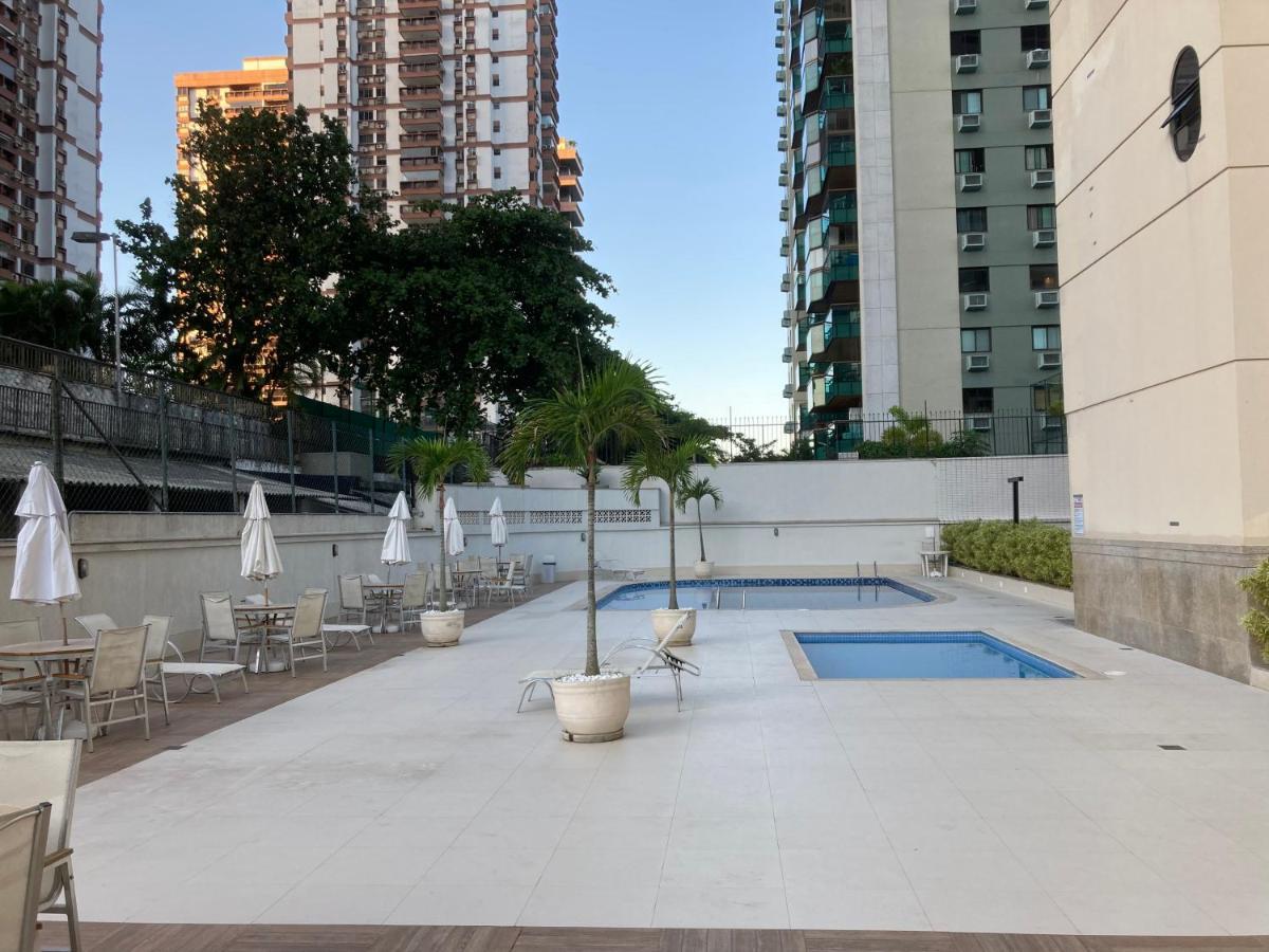 Apartamento Na Quadra Da * Rio de Janeiro