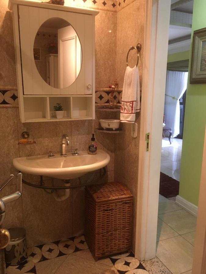 Apartamento Na Quadra Da Apartamento